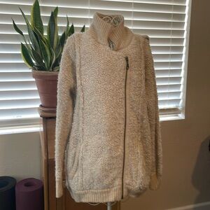 Free people sweater